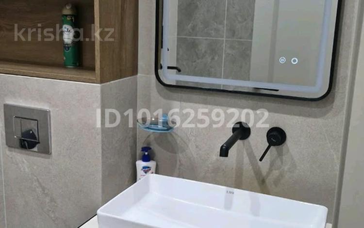 2-комнатная квартира · 53 м² · 3/12 этаж, 118 8 за 500 000 ₸ в Алматы, Бостандыкский р-н — фото 2