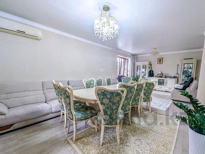 3-бөлмелі пәтер · 116 м² · 1/17 қабат, Жандосова 140, бағасы: 80 млн ₸ в Алматы, Ауэзовский р-н
