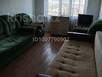 2-бөлмелі пәтер · 44 м² · 2/2 қабат, Макажанова 1 6, бағасы: 3.5 млн ₸ в Ленинском
