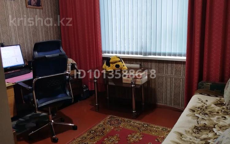 3-комнатная квартира · 65 м² · 3/5 этаж, санырак батыра 17 — медцентр а Брак и семья за 20 млн ₸ в Таразе — фото 2