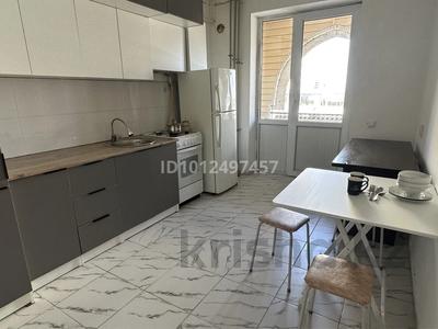 1-бөлмелі пәтер · 47 м² · 2/7 қабат, 9 19/1 — Жаңа қалада 9 көше бойында Талғат поликлиникасы домның 2 ші этажында 1 бөлмелі пәтер ұзақ уақытқа жалға беріледі, бағасы: 110 000 ₸ в Туркестане