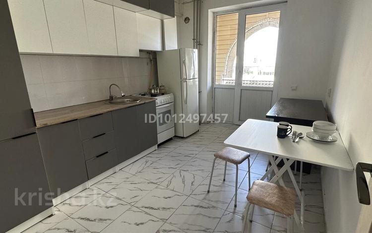 1-бөлмелі пәтер · 47 м² · 2/7 қабат, 9 19/1 — Жаңа қалада 9 көше бойында Талғат поликлиникасы домның 2 ші этажында 1 бөлмелі пәтер ұзақ уақытқа жалға беріледі, бағасы: 110 000 ₸ в Туркестане — фото 2