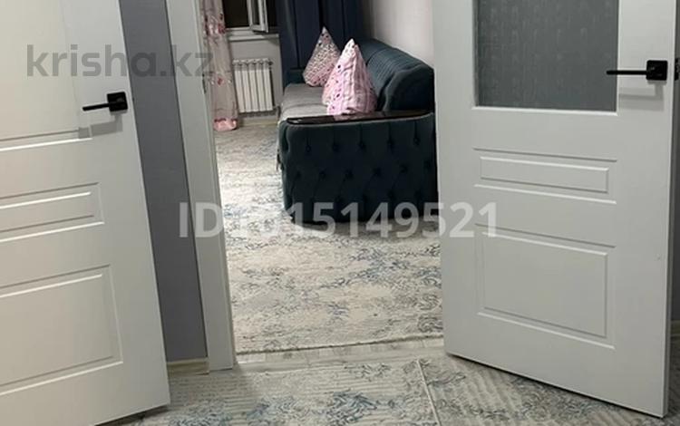 2-бөлмелі пәтер · 65 м² · 4/9 қабат, 11 улица 45 — 32 улица, бағасы: 10 000 ₸ в Туркестане — фото 2