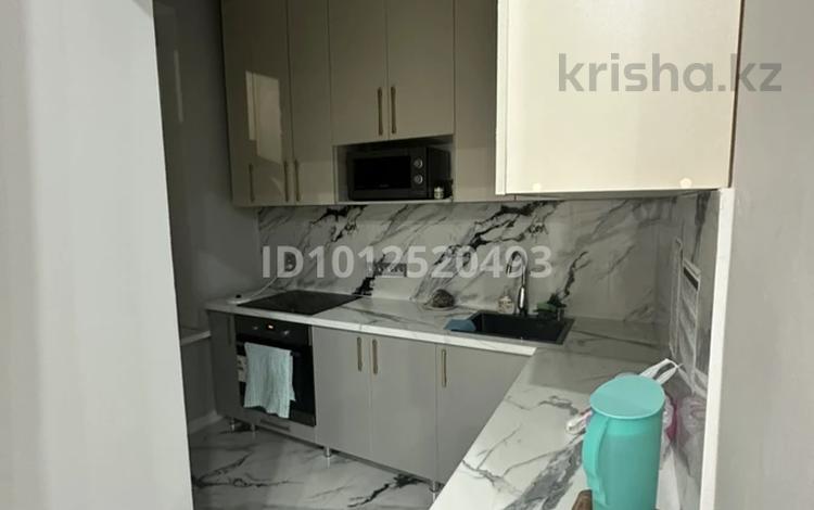3 комнаты · 99 м² · 3/10 этаж, мкр Юго-Восток, Ашимова 15 за 70 000 ₸ в Караганде, Казыбек би р-н — фото 2