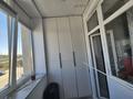 2-бөлмелі пәтер · 74 м² · 1/4 қабат, Есенберлина 43, бағасы: 52 млн ₸ в Усть-Каменогорске — фото 5