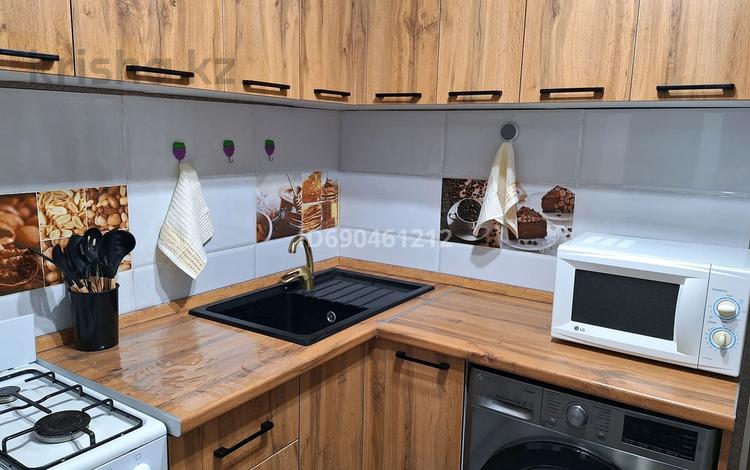1-комнатная квартира · 33 м² · 4/5 этаж, мкр №5 15 — Абая-Алтынсарина за 240 000 ₸ в Алматы, Ауэзовский р-н — фото 9