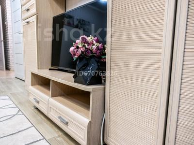 2-комнатная квартира · 55 м² · 2/5 этаж, А.Молдагуловой 14 за 16 000 ₸ в Уральске
