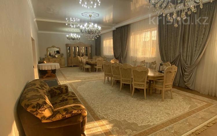 Отдельный дом · 6 комнат · 400 м² · 6 сот., 30мкр АКТАУ Коттедж за 185 млн ₸ в Батыре — фото 30