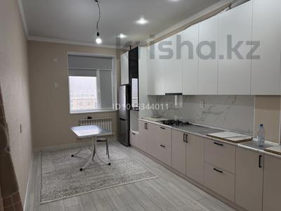 3-бөлмелі пәтер · 110 м² · 6 қабат, 19-ш/а. 40/1, — Возле школы, бағасы: 42 млн ₸ в Актау, 19-й мкр