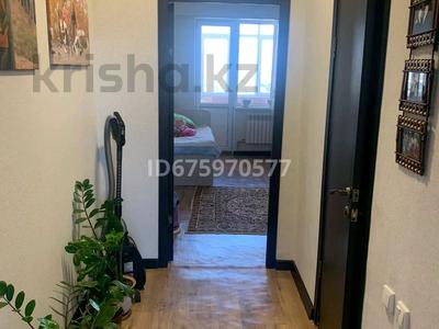 3-комнатная квартира · 85 м² · 10/10 этаж, Казбек би — Уалиева за 39.2 млн 〒 в Усть-Каменогорске
