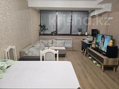 2-комнатная квартира, 42 м², 3/9 этаж, мкр Аксай-5, Мкр Аксай, Б. Момышулы 25 за 32 млн 〒 в Алматы, Ауэзовский р-н