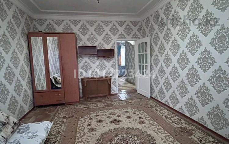 2-комнатная квартира · 47 м² · 3/3 этаж, Старый город, Шернияза 45 — Остановки Акация,кл Айгерим за 10 млн ₸ в Актобе — фото 2