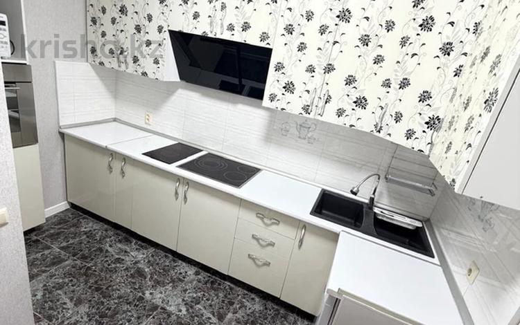 2-бөлмелі пәтер · 72 м² · 15/17 қабат, Навои 208 — Торайгырова, бағасы: 65 млн ₸ в Алматы, Бостандыкский р-н — фото 2