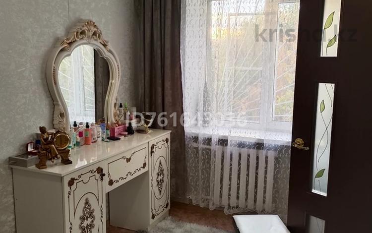 3-бөлмелі пәтер · 43 м² · 1/5 қабат, Старый город, Шернияза 27 — Колхозный рынок,22 школа, бағасы: 12.5 млн ₸ в Актобе — фото 15