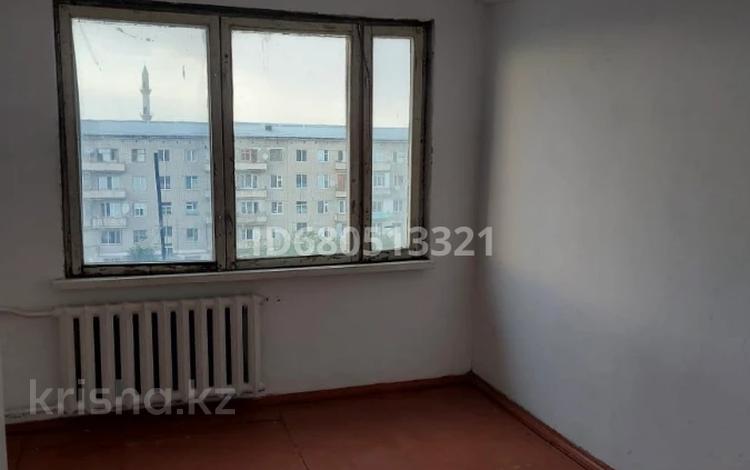 2-комнатная квартира, 47.1 м², 5/5 этаж, 3 мкр 24 за 3.2 млн 〒 в Каратау — фото 3