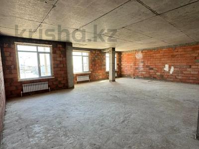 2-комнатная квартира · 85 м² · 3/9 этаж, мкр Нурсая, Абая 26 за 28 млн ₸ в Атырау