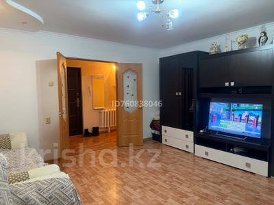 1-бөлмелі пәтер · 41 м² · 1/5 қабат, мкр Юго-Восток, Мкр Гульдер 1 21 — Карагандинский медико-технический колледж, ресторан Грузинский дворик. садик Лесок, садик Балақай, бағасы: 16 млн ₸ в Караганде, Казыбек би р-н