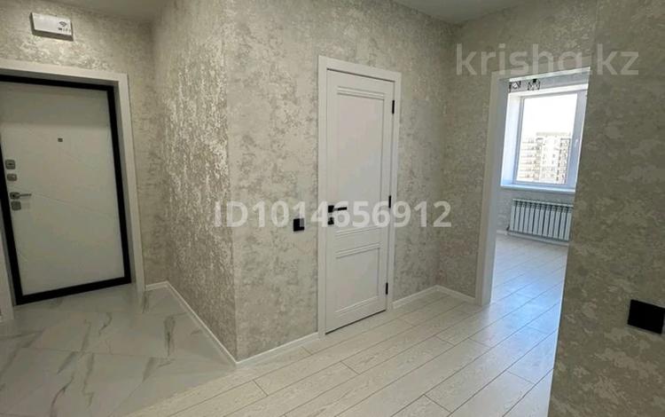 2-комнатная квартира · 62.9 м² · 10/12 этаж, Кенен Азербаев 37/1, 42/1 — Ракымжан Кошкарбаев за 34 млн ₸ в Астане, Сарайшык р-н — фото 2