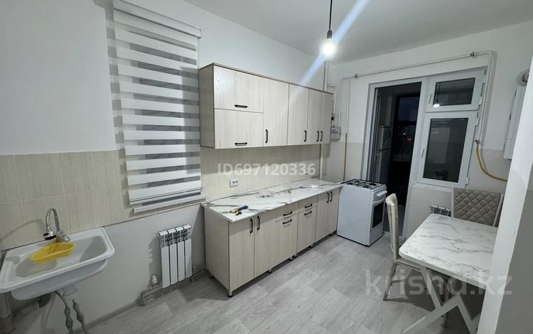 2-комнатная квартира, 56 м², 2/7 этаж помесячно, 9 626 — Туркестан аренаның касында