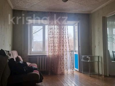 3-комнатная квартира, 44 м², 4/4 этаж, Косарева 36 за 10.5 млн 〒 в Усть-Каменогорске