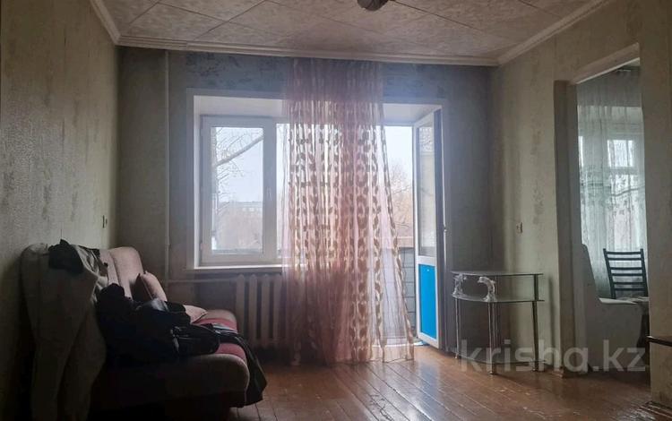 2-комнатная квартира, 44 м², 4/4 этаж, Косарева 36 за 10.5 млн 〒 в Усть-Каменогорске — фото 2
