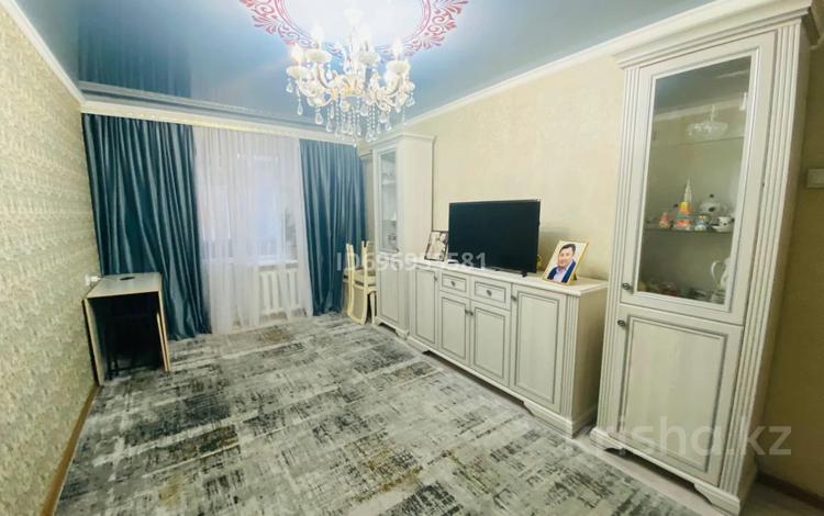 3-комнатная квартира, 63 м², 2/4 этаж, мкр Таугуль, Щепкина 71А