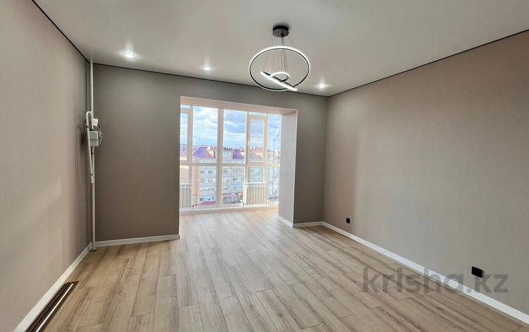 2-бөлмелі пәтер · 67.5 м² · 6/9 қабат, Алтын орда ш/а., бағасы: 26.5 млн ₸ в Актобе, мкр. Алтын орда — фото 2