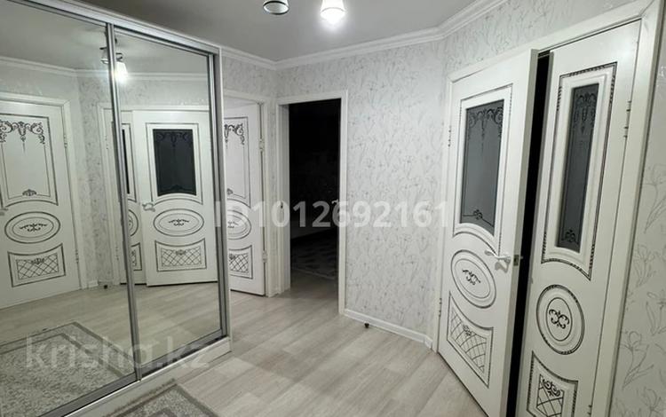 3-комнатная квартира · 80 м² · 4/4 этаж, Айбергенова 8 24 — Рядом со школой № 20 за 250 000 ₸ в Шымкенте, Аль-Фарабийский р-н — фото 2