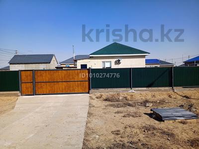 Отдельный дом · 4 комнаты · 100 м² · 8 сот., Мұқымғали Әбуов за 25 млн 〒 в Атырау