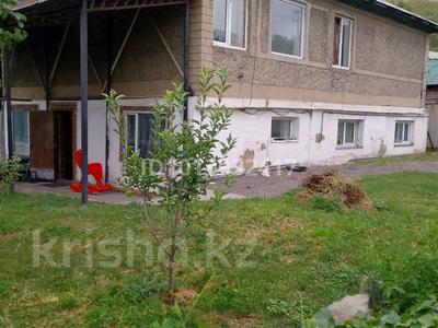 Жеке үй · 5 бөлме · 200 м² · 5.6 жүзд., Жумабаева 72, бағасы: 75 млн ₸ в 
