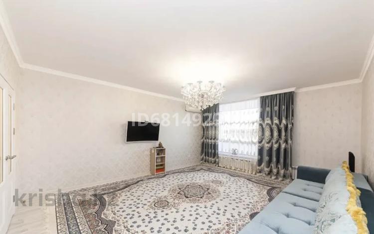 3-комнатная квартира · 108 м² · 2/9 этаж, Тауелсиздик 39 за 56 млн 〒 в Астане, Алматы р-н — фото 2
