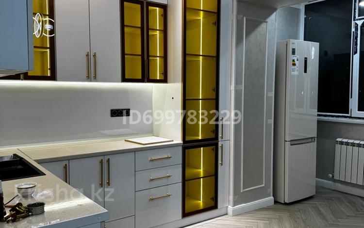 2-комнатная квартира · 87 м² · 1/5 этаж, Прост Тауелсиздик 12 — Есенова за 500 000 〒 в  — фото 2