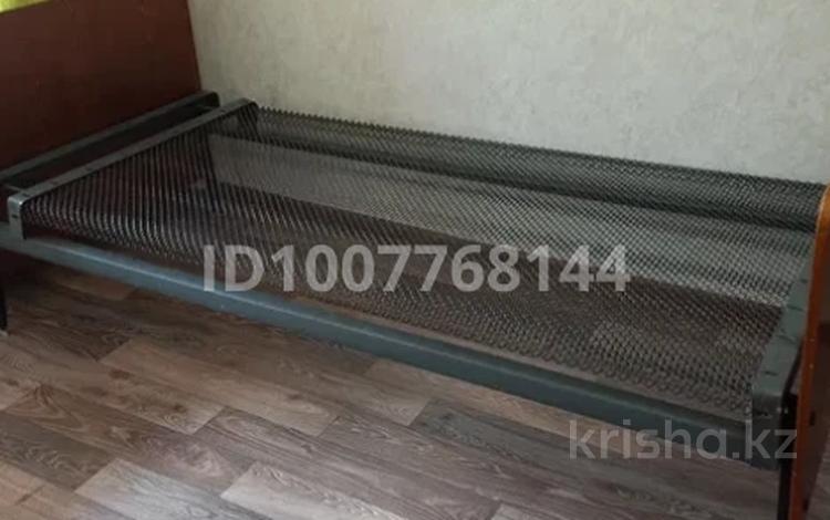 1 бөлме · 14 м², Серикбаев 1/1, бағасы: 135 000 ₸ в Усть-Каменогорске — фото 2