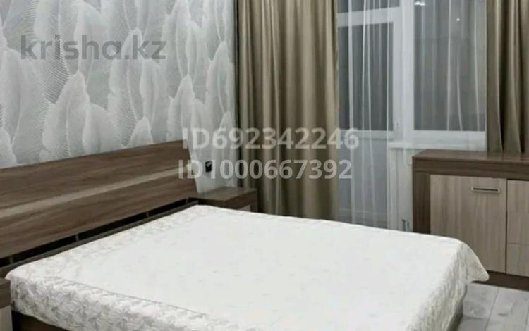 2-комнатная квартира · 55 м² · 13/13 этаж, Тауелсиздик 34/9 — Момышулы за 15 000 ₸ в Астане, Алматы р-н — фото 2