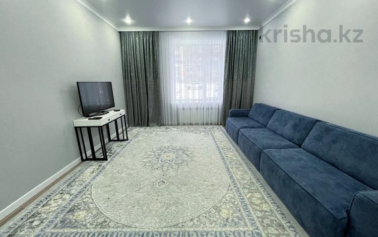 3-комнатная квартира · 90 м² · 1/5 этаж, 067 учетный квартал за 47 млн ₸ в Караганде, Алихана Бокейханова р-н — фото 2