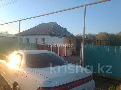 Отдельный дом · 4 комнаты · 87 м² · 40 сот., Токаев 5 — Дом находится в селе Кальпе Ул.Токаева 5 за 6 млн ₸ в Уштобе
