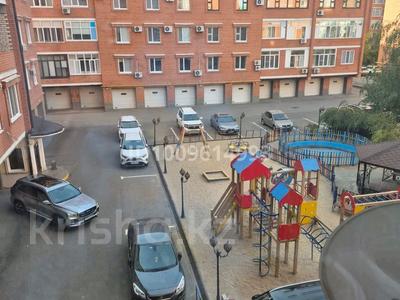 3-бөлмелі пәтер · 123 м² · 3/7 қабат, Назарбаева 233/1 — С гаражом, бағасы: 74 млн ₸ в Уральске