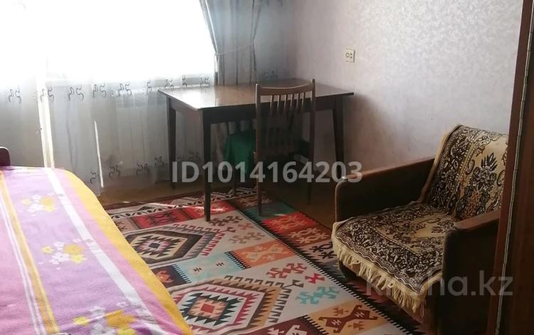 1 комната · 46 м² · 3/5 этаж, мкр 8 64 за 75 000 ₸ в Актобе — фото 5