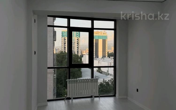 2-бөлмелі пәтер · 63 м² · 8/13 қабат, Толе би 189/3, бағасы: 56.5 млн ₸ в Алматы, Алмалинский р-н — фото 27