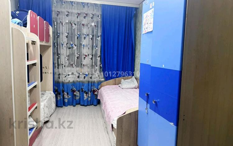 3-комнатная квартира · 63 м² · 5/5 этаж, Бауыржан Момышұлы 17 за 150 000 ₸ в Аксу — фото 5