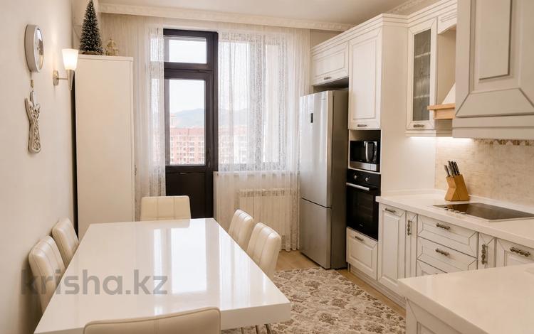 2-комнатная квартира · 80 м² · 14/16 этаж, Шевченко 88 за 500 000 ₸ в Алматы, Алмалинский р-н — фото 12