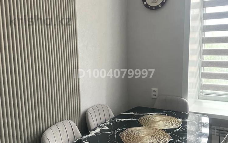 3-комнатная квартира · 95 м² · 5/5 этаж, Гагарина за 250 000 ₸ в Риддере — фото 2