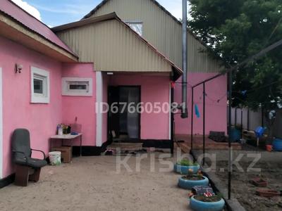 Отдельный дом · 6 комнат · 145 м² · 5 сот., Актюбрентген 10/77а за 18 млн ₸ в Актобе, жилой массив Заречный-1