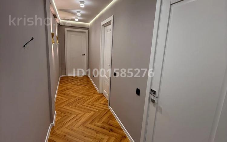 2-комнатная квартира · 60 м² · 17/24 этаж, мкр Городской Аэропорт, Момышулы 26/2 — Магнум за 300 000 ₸ в Караганде, Казыбек би р-н — фото 2