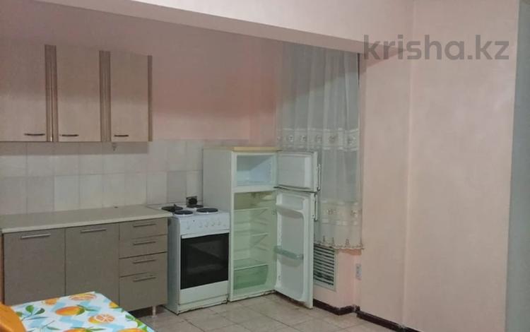 2-комнатная квартира · 43 м² · 2/5 этаж, мкр Жулдыз-2 30 за 200 000 ₸ в Алматы, Турксибский р-н — фото 2