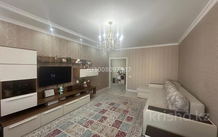 2-комнатная квартира · 86 м² · 9/9 этаж, мкр Ардагер, Жарбосынова 62 — Тайманова за 41.5 млн 〒 в Атырау — фото 2