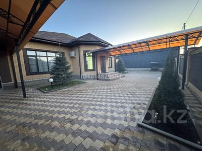 Жеке үй · 5 бөлме · 254 м² · 10 жүзд., ЖМ Береке 79/1, бағасы: 140 млн ₸ в Актобе