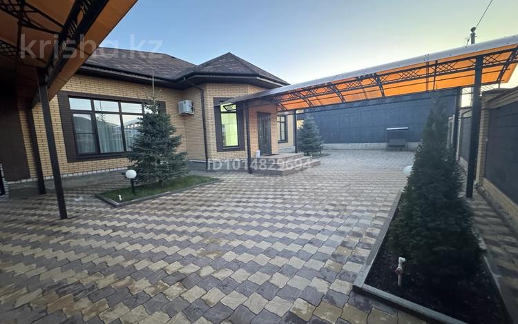 Жеке үй · 5 бөлме · 254 м² · 10 жүзд., ЖМ Береке 79/1, бағасы: 140 млн ₸ в Актобе — фото 2