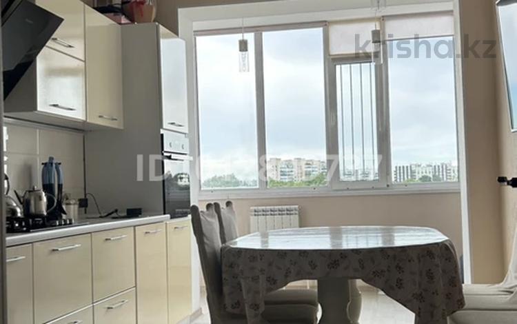 2-комнатная квартира · 68.2 м² · 4/5 этаж, Айталиева — Район 31 школы за 25 млн ₸ в Уральске — фото 3