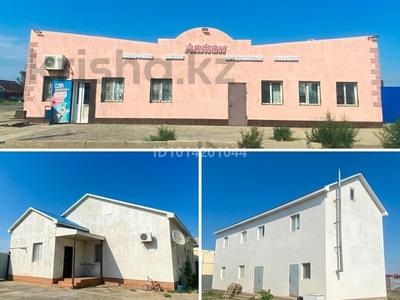 Отдельный дом · 5 комнат · 430.7 м² · 16.2 сот., мкр Акжайык, Нұржанова 26А — Холодильник за 160 млн ₸ в Атырау